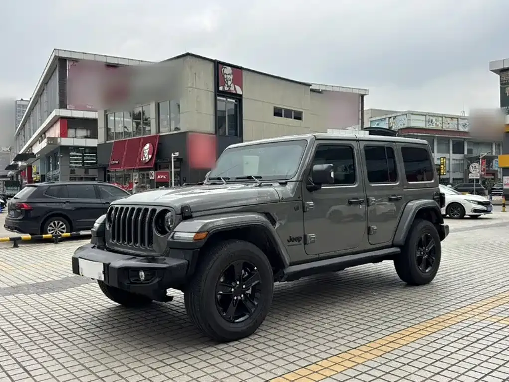 Jeep Wrangler — фото 1