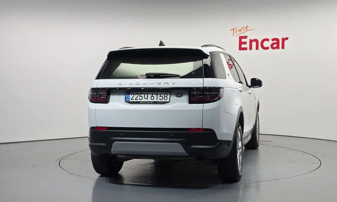Land Rover Discovery Sport 2023 из KR, фото 2