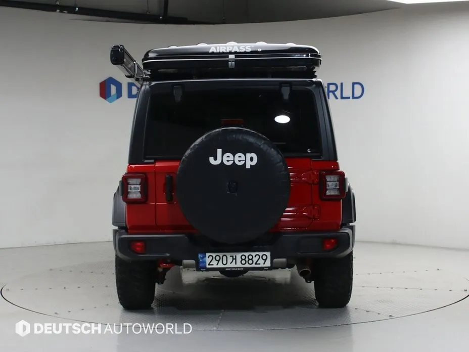 Jeep Wrangler 2021 из KR, фото 6