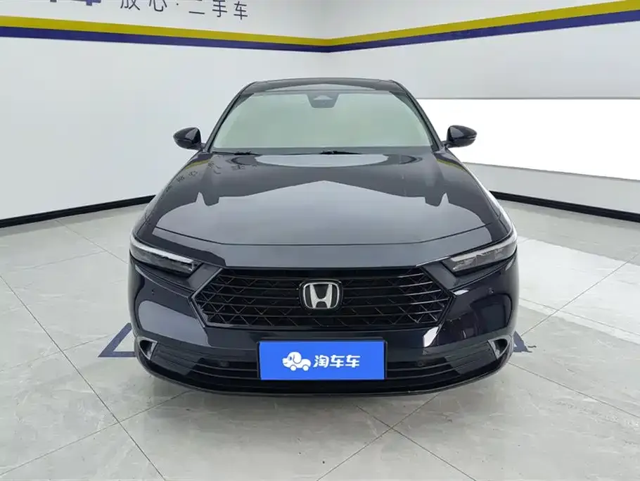 Honda Accord — фото 8