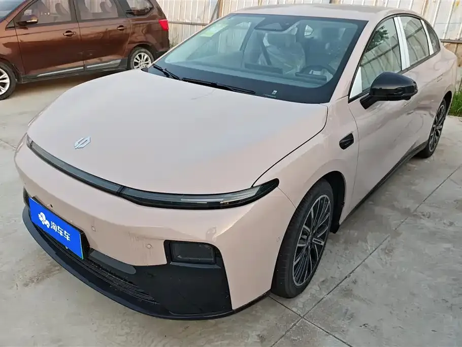 Leapmotor B01