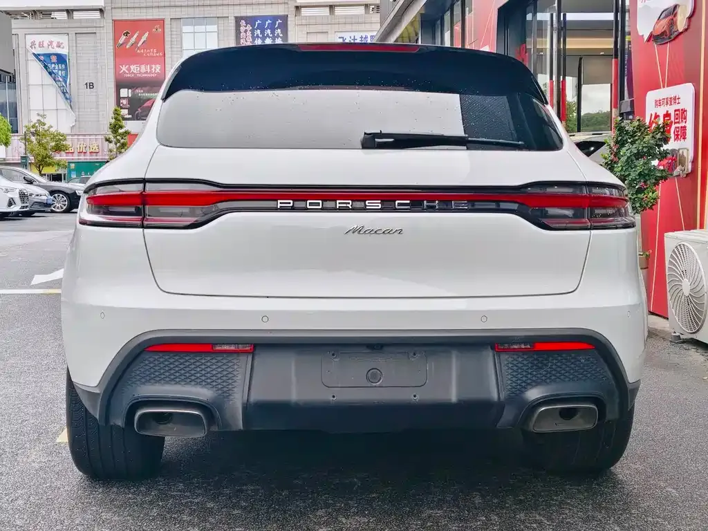 Porsche Macan — фото 5