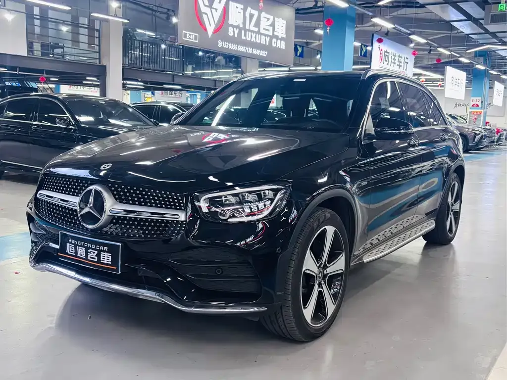 Mercedes-Benz GLC — фото 1