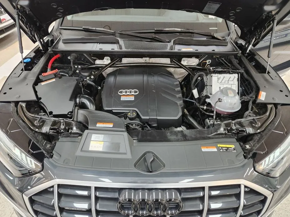 Audi Q5 2023 из KR, фото 5