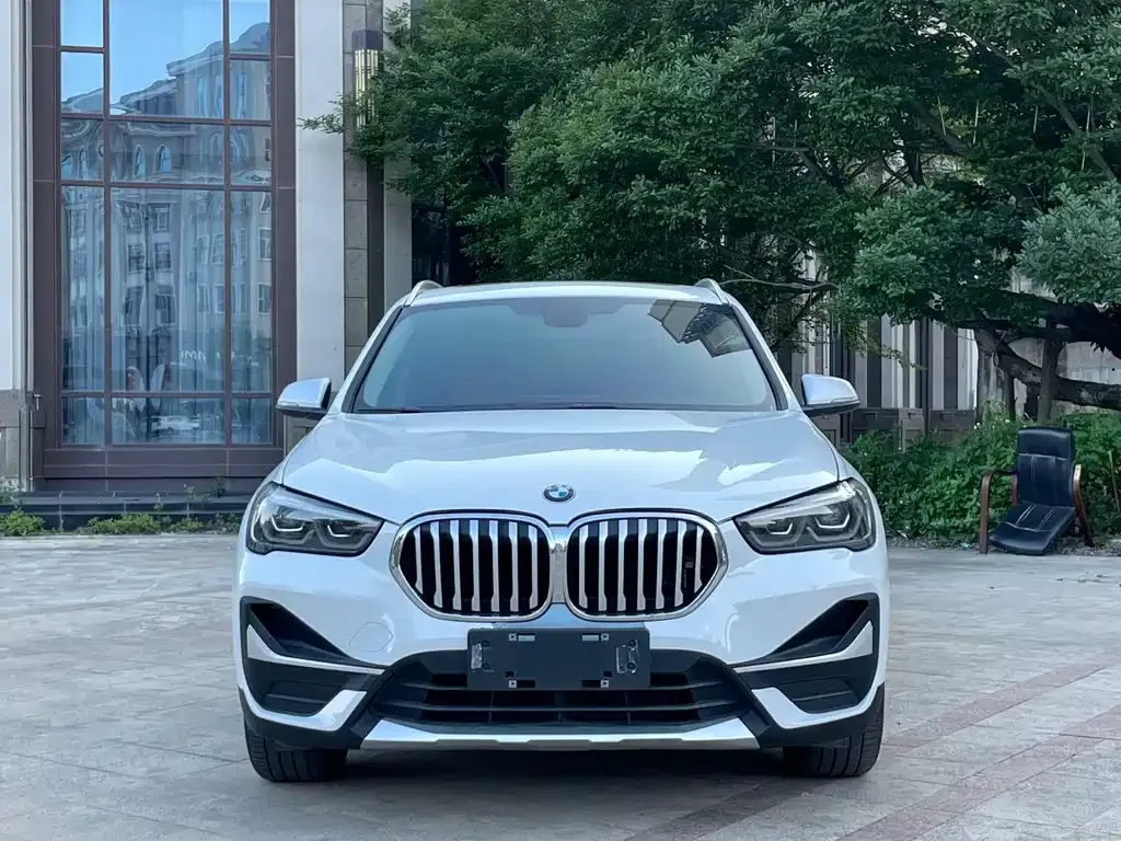BMW X1 — фото 7