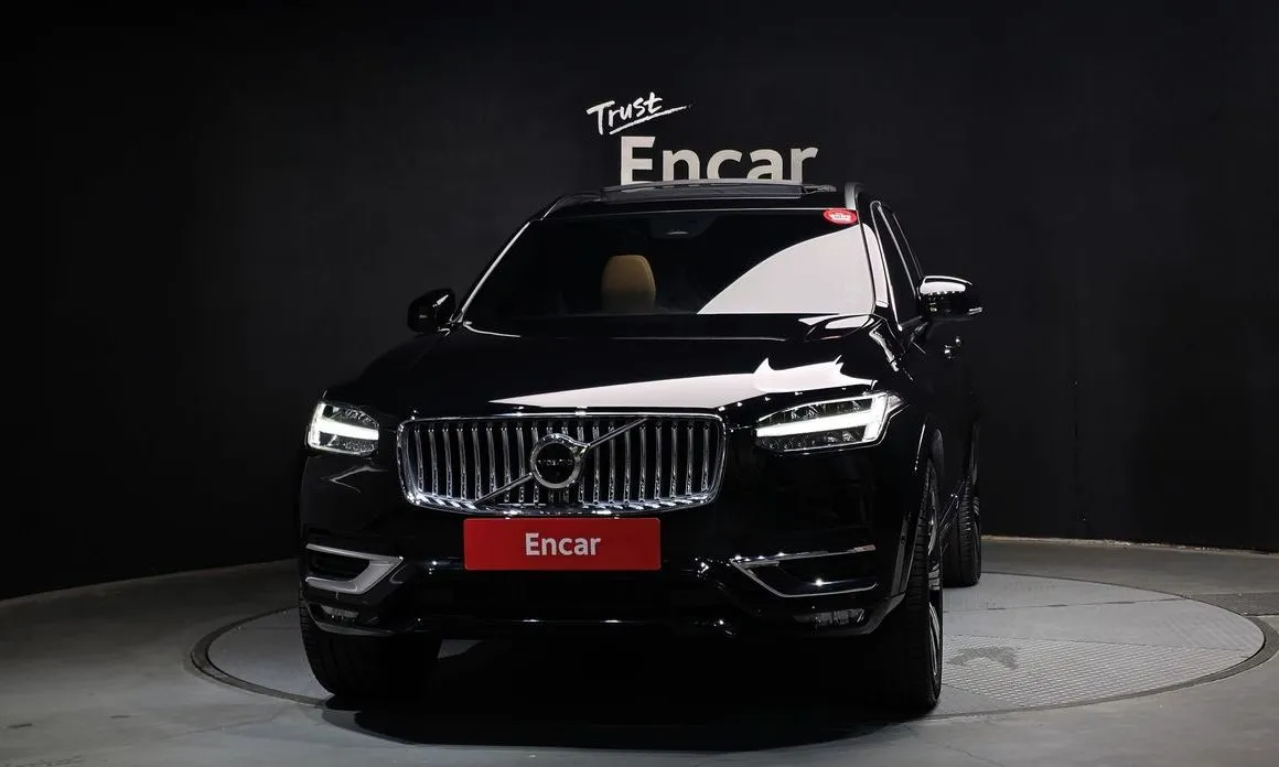 Volvo XC90 2023 из KR, фото 2