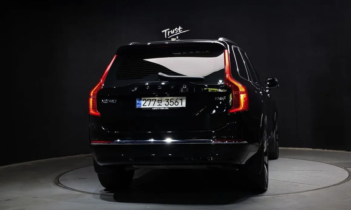 Volvo XC90 2023 из KR, фото 3
