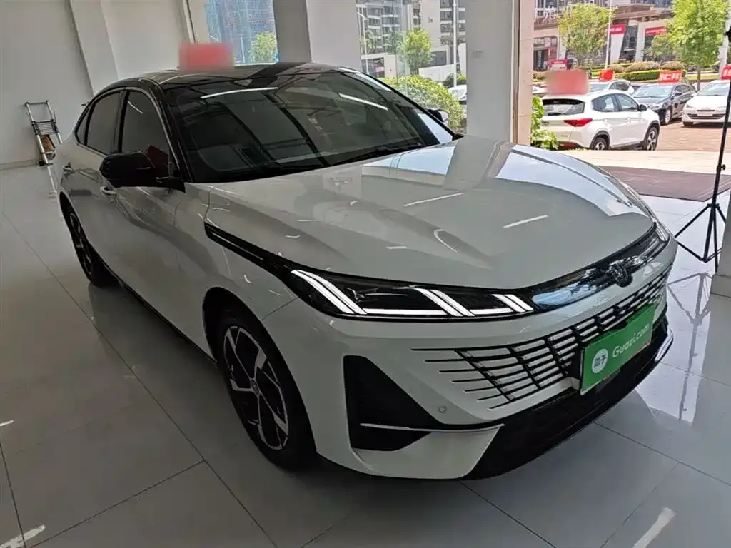 Changan Eado — фото 9