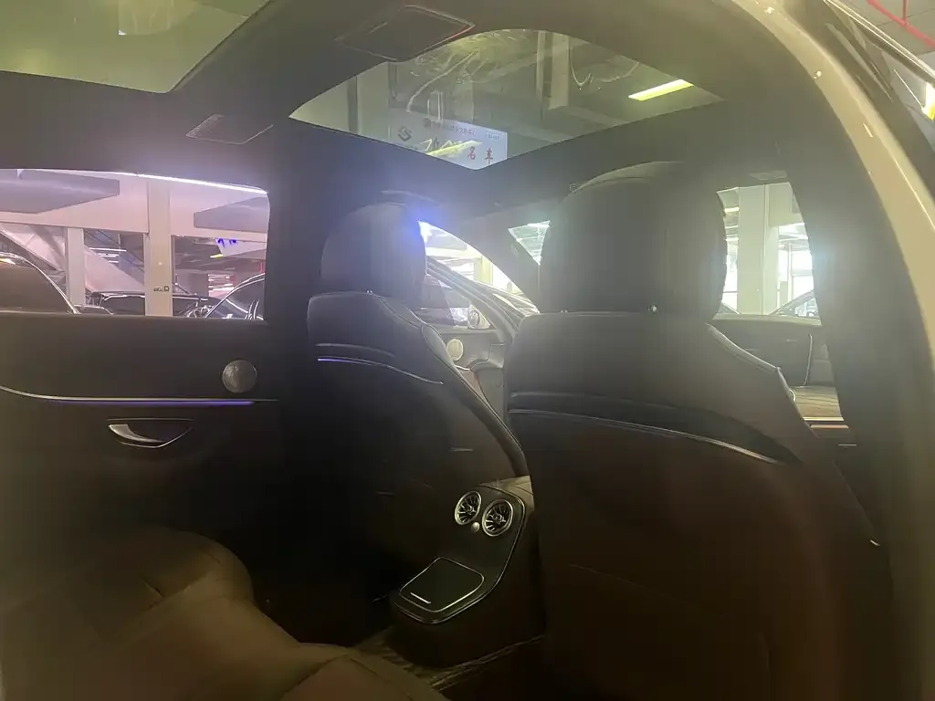 Mercedes-Benz E-Class 2021 из CN, фото 4