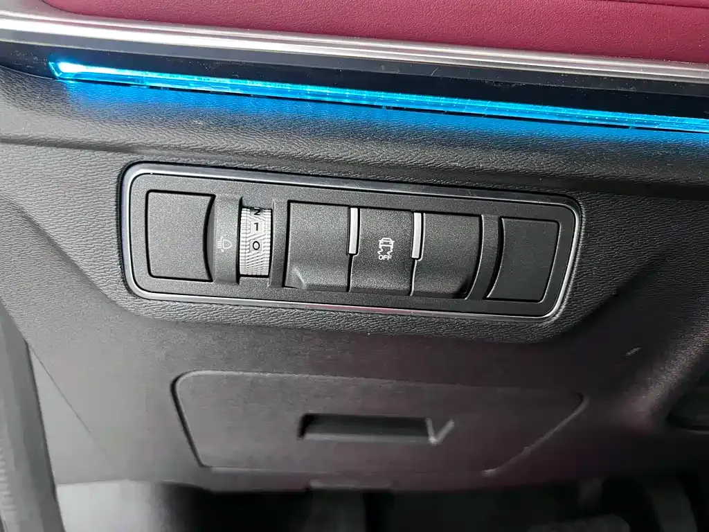 Jetour X70 PLUS — фото 10