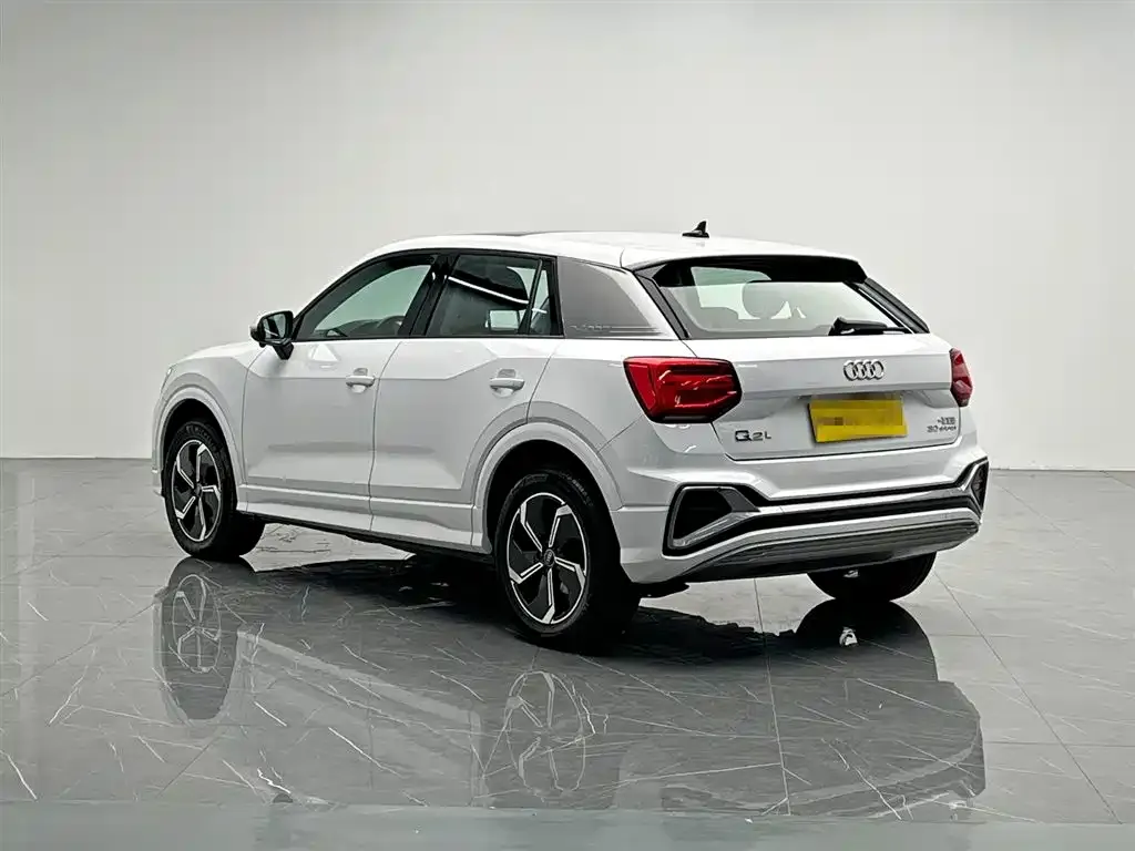 Audi Q2L e-tron 2022 из CN, фото 8