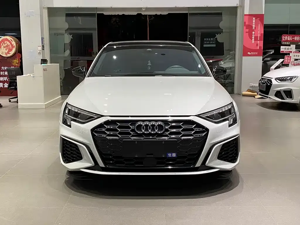 Audi A3 2022 из CN, фото 4