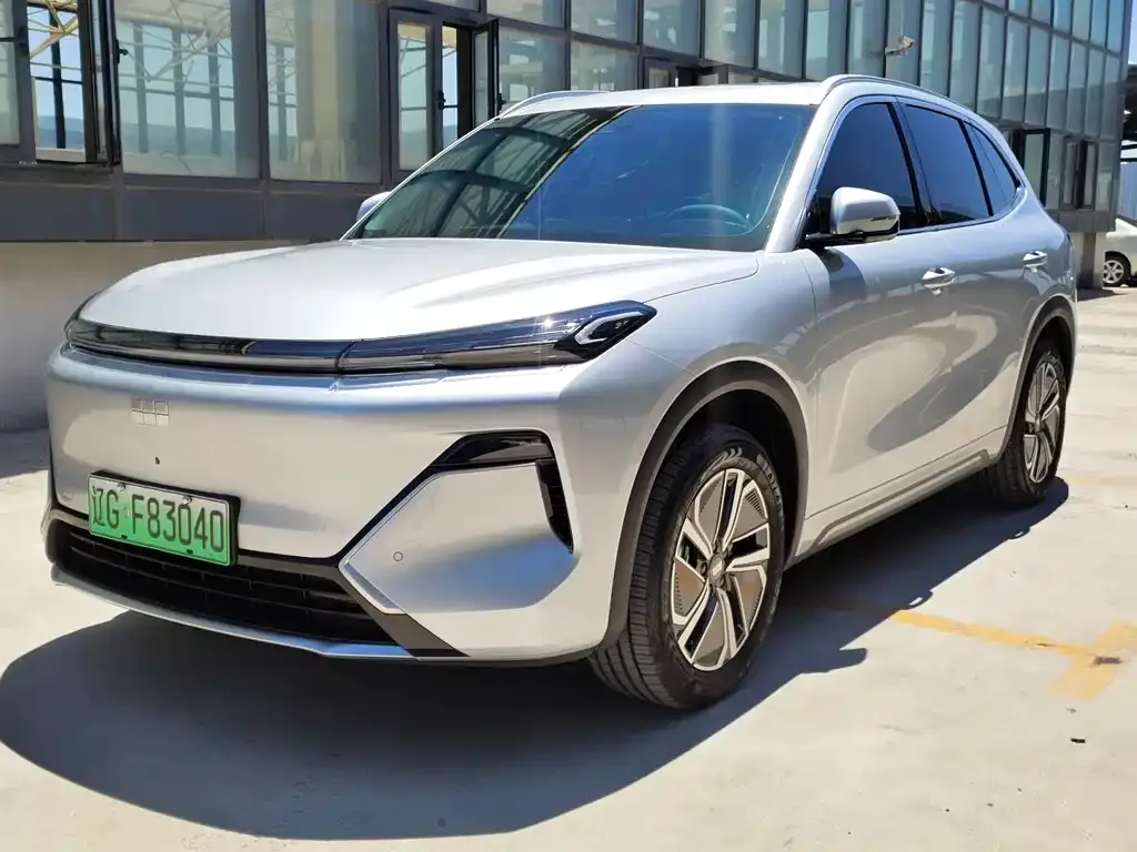 Geely Galaxy Xingjian 7 — фото 1
