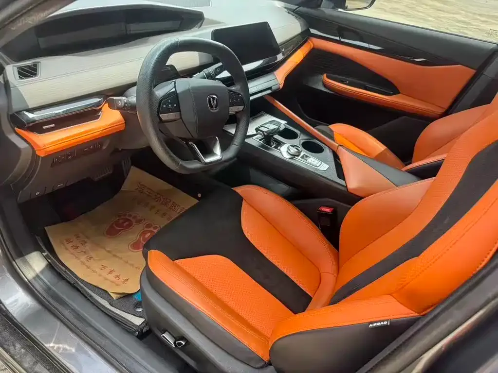 Changan UNI-V 2023 из CN, фото 8