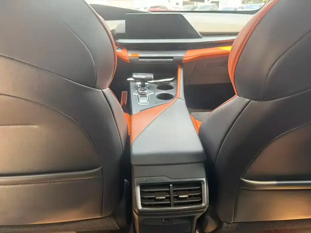 Changan UNI-V 2023 из CN, фото 4