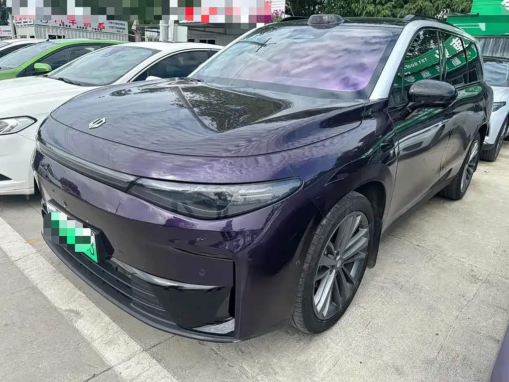 Leapmotor C16