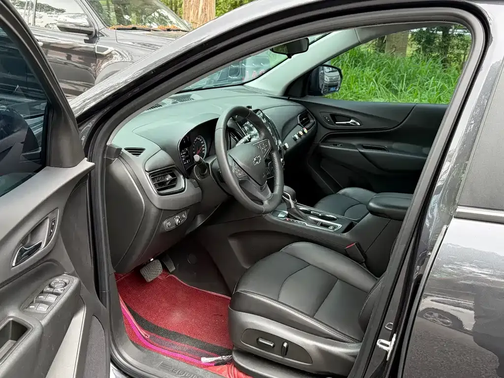 Chevrolet Equinox 2022 из CN, фото 5