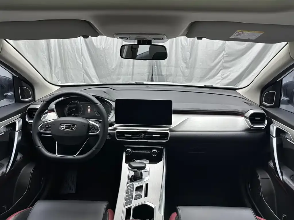 Geely Binyue 2021 из CN, фото 2