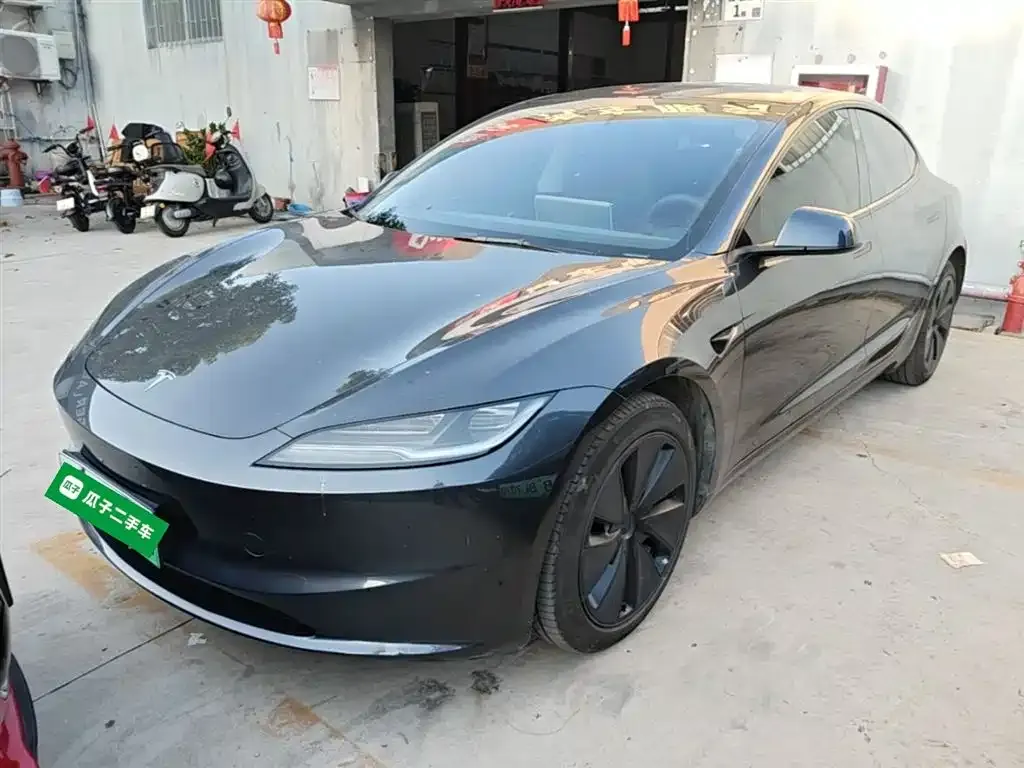 Tesla Model 3 — фото 6