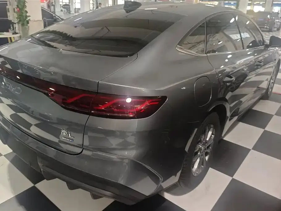 BYD Qin L — фото 4