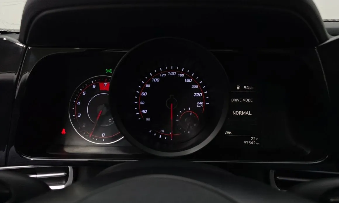 Hyundai AVANTE 2022 из KR, фото 3