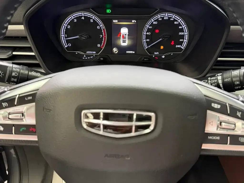 Geely Vision X6 — фото 2