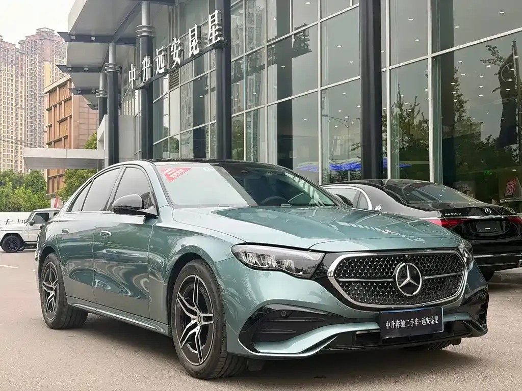 Mercedes-Benz E-Class (Import) — фото 2
