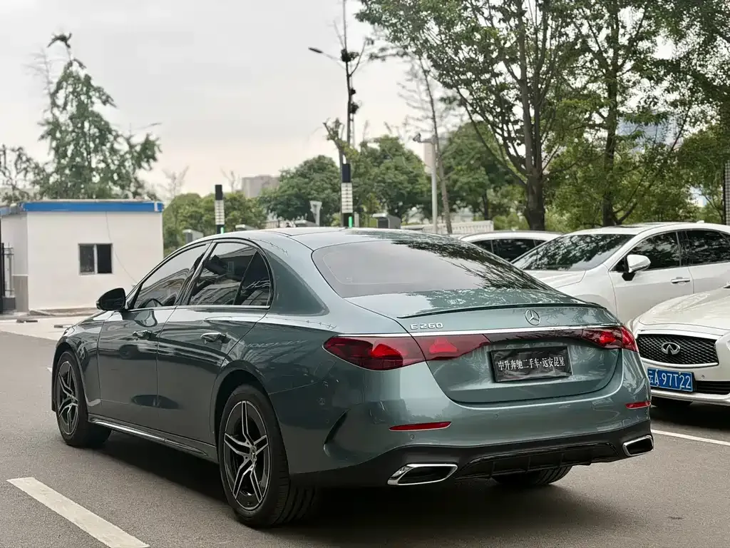Mercedes-Benz E-Class (Import) — фото 10