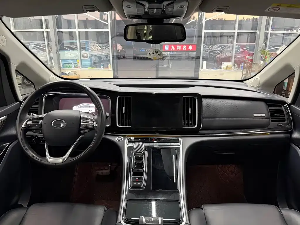 GAC Motor Trumpchi M8 — фото 10