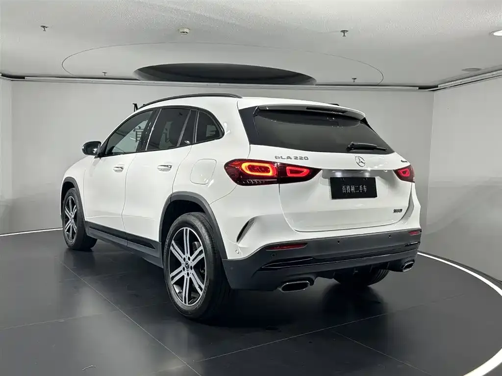 Mercedes-Benz GLA — фото 3