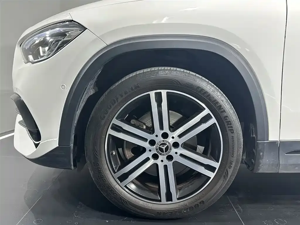 Mercedes-Benz GLA — фото 4