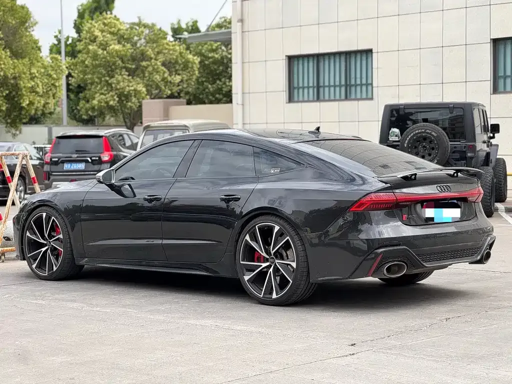 Audi S7 2021 из CN, фото 8