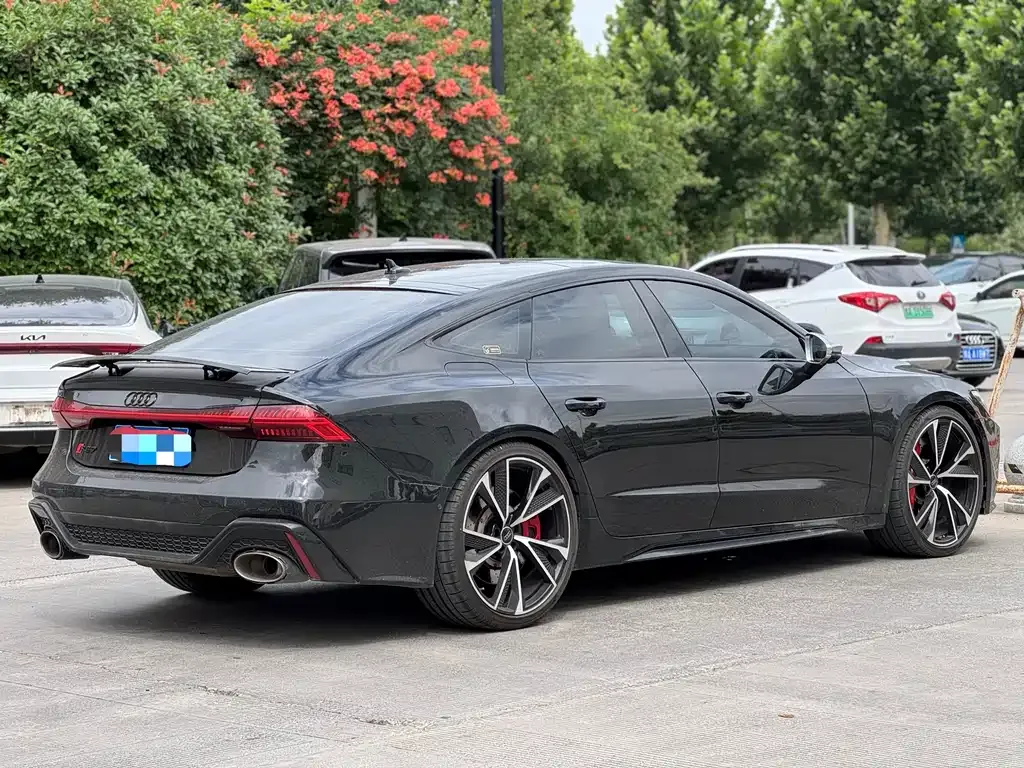 Audi S7 2021 из CN, фото 9