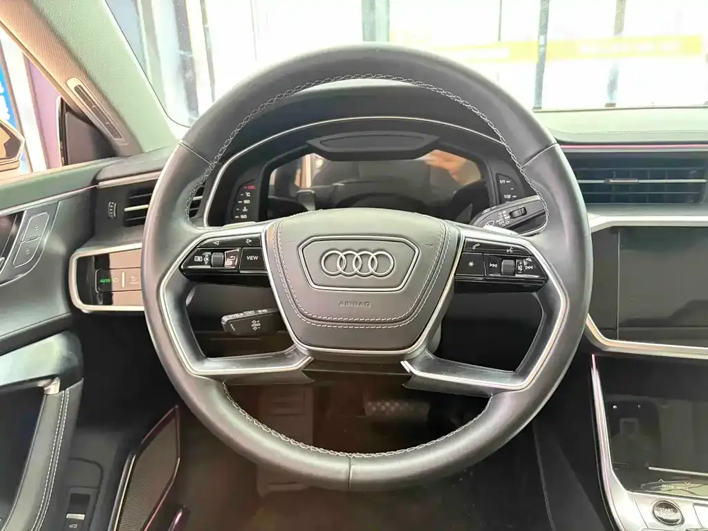 Audi A7L — фото 4