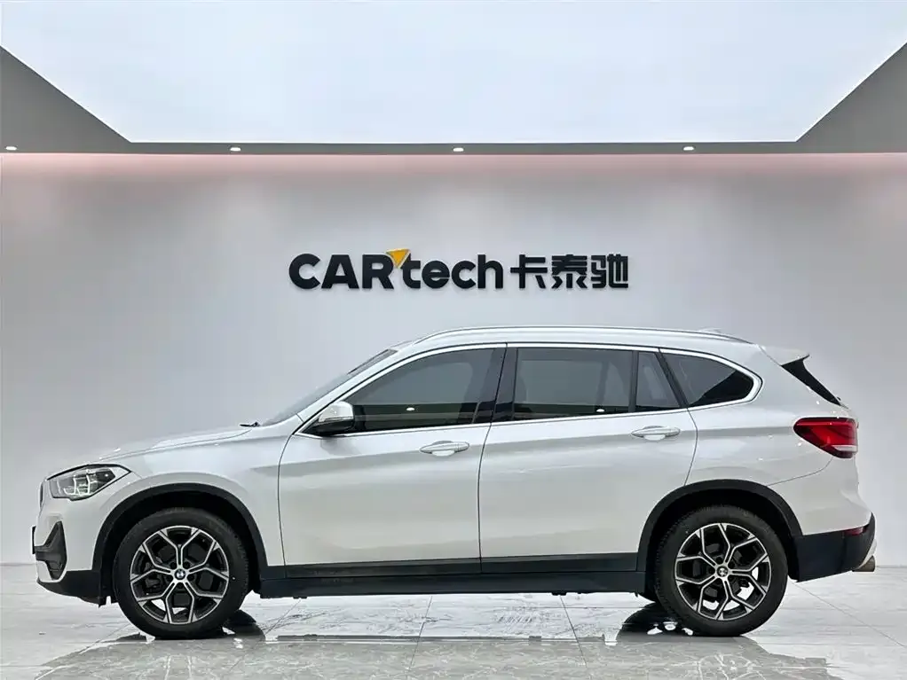 BMW X1 — фото 3