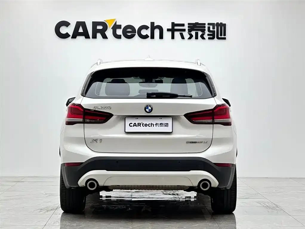 BMW X1 — фото 7