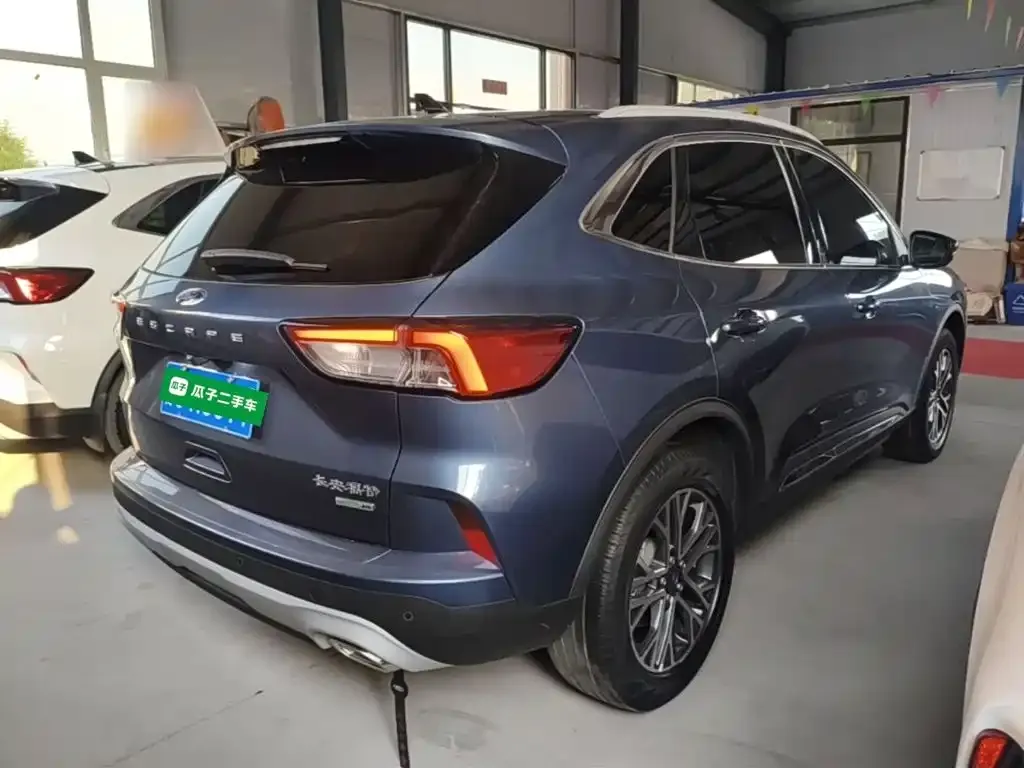 Ford Escape 2022 из CN, фото 8