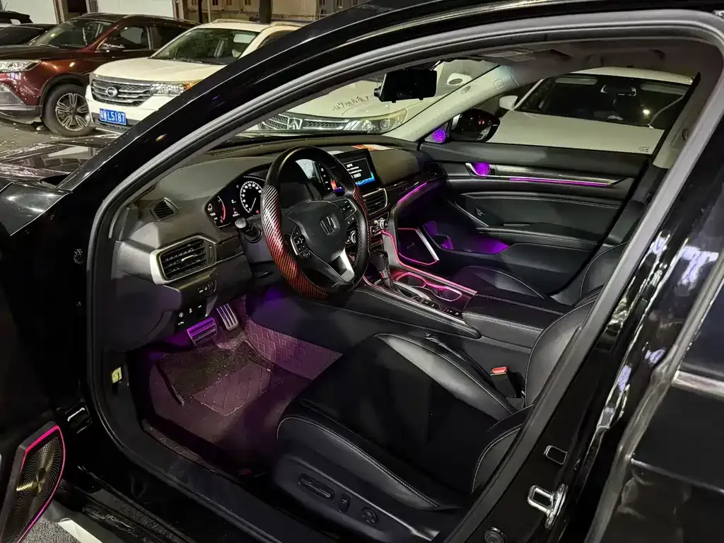 Honda Accord — фото 4