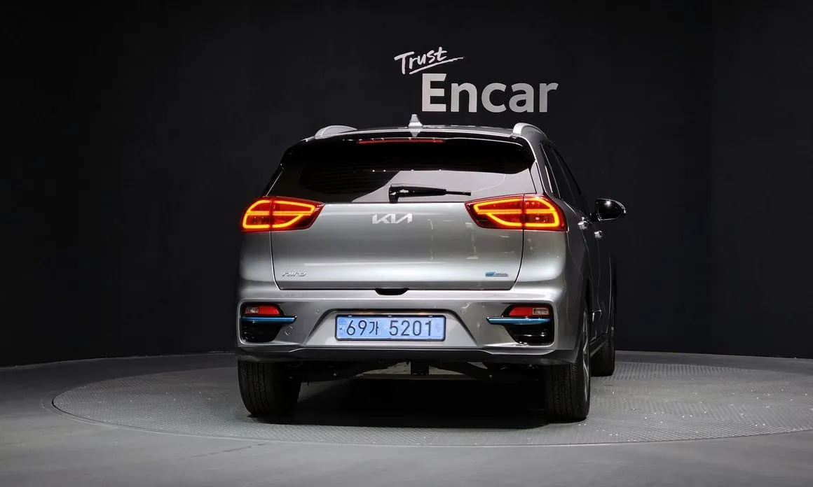 Kia Niro 2022 из KR, фото 2
