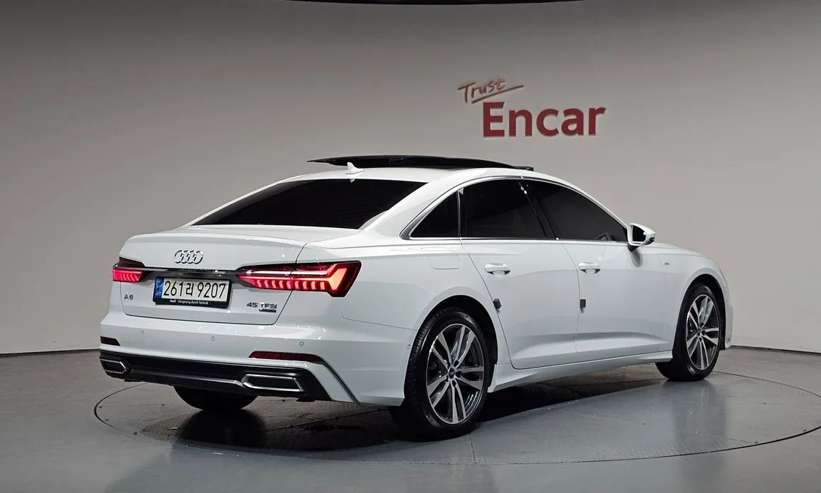 Audi A6 — фото 8