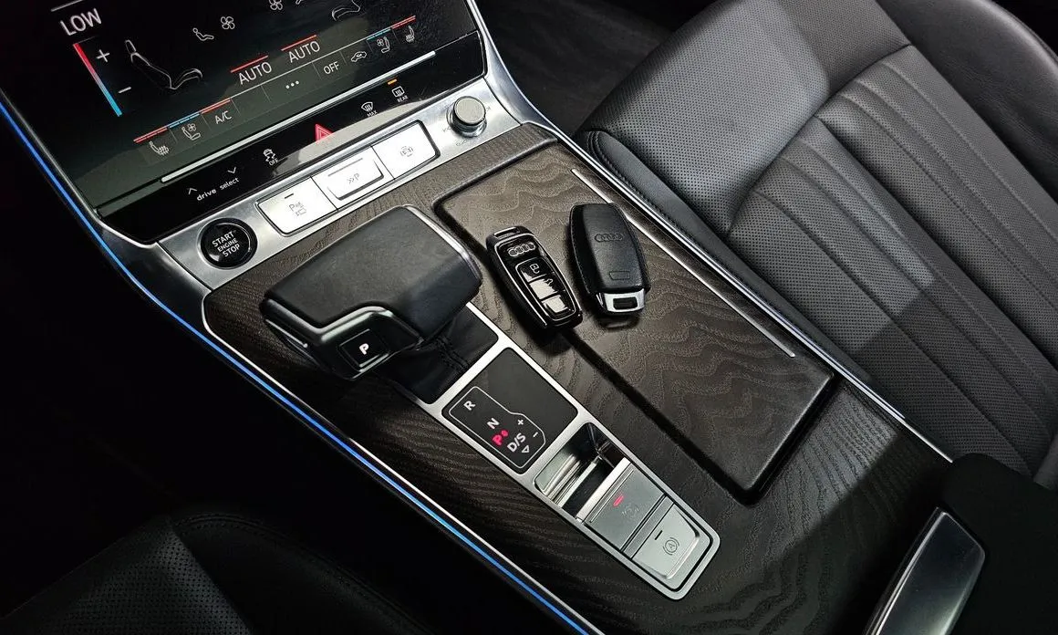 Audi A6 — фото 6