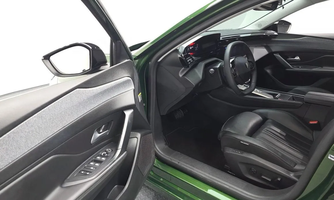 Peugeot 308 2023 из KR, фото 5