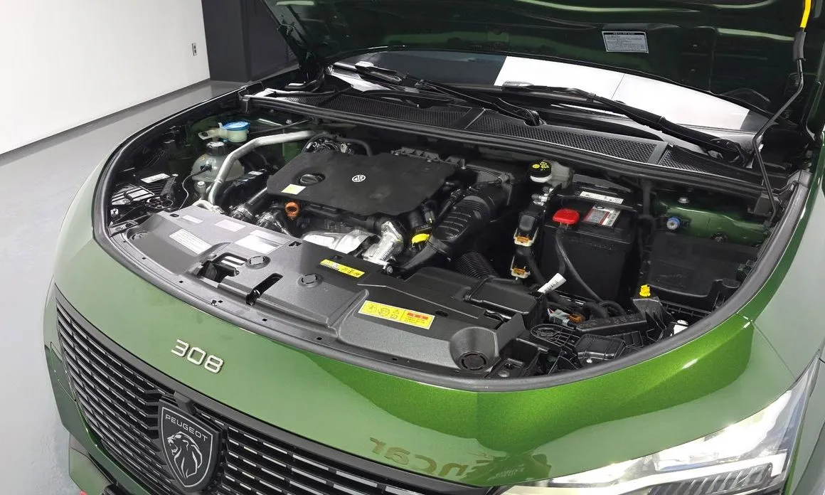 Peugeot 308 2023 из KR, фото 9