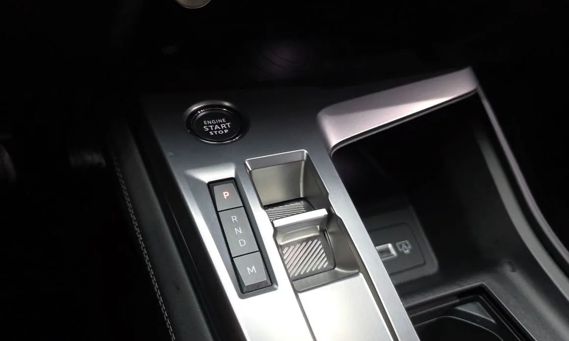 Peugeot 308 2023 из KR, фото 3
