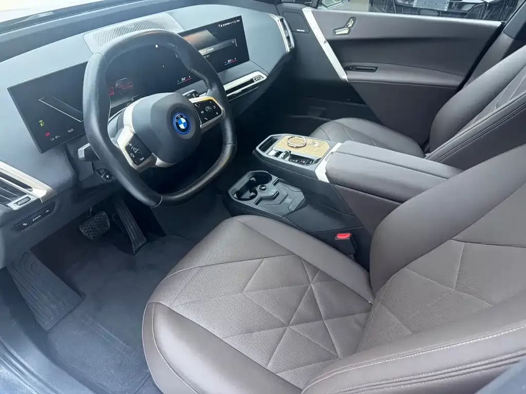 BMW iX 2023 из CN, фото 7