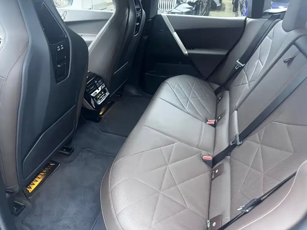 BMW iX 2023 из CN, фото 4