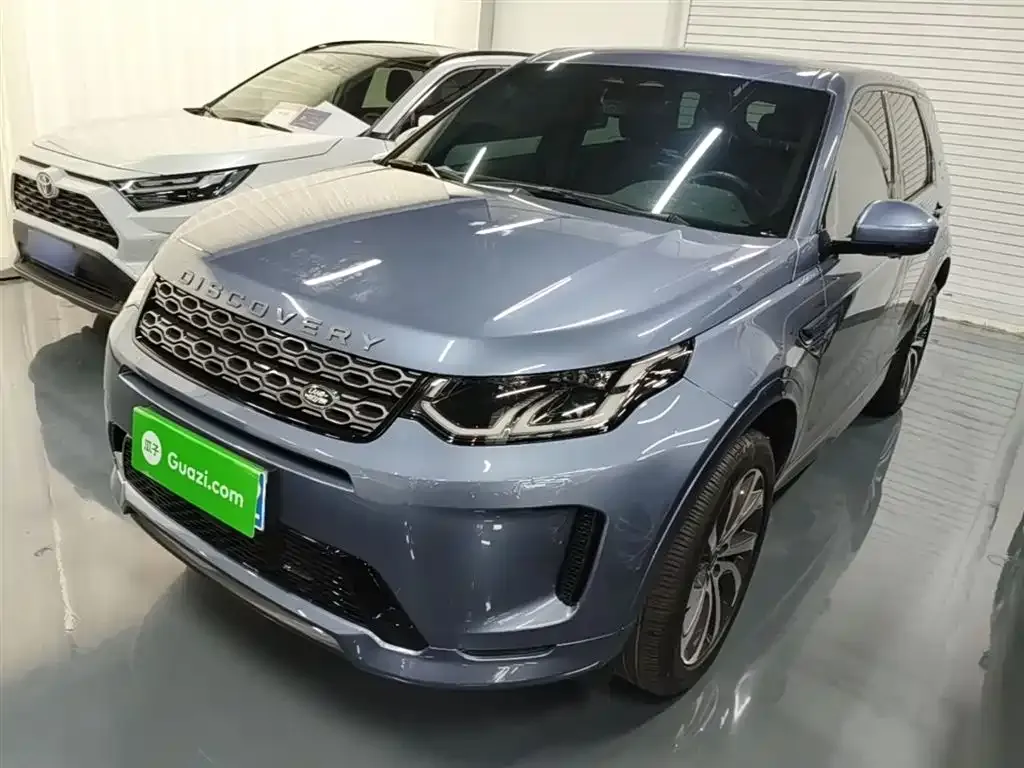 Land Rover Discovery Sport — фото 1