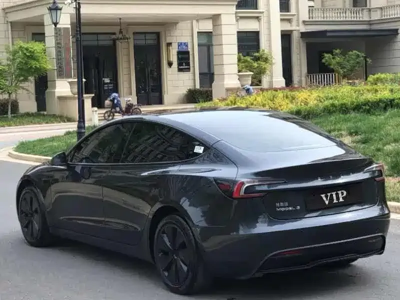 Tesla Model 3 — фото 6