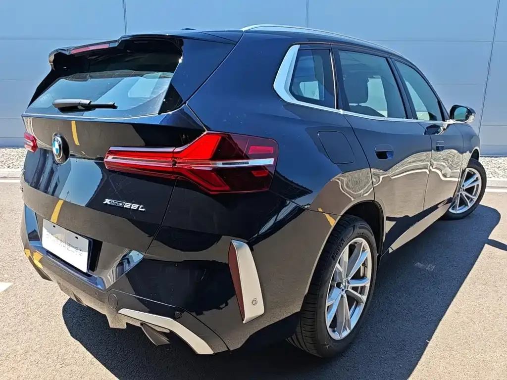 BMW X3 2025 из CN, фото 2