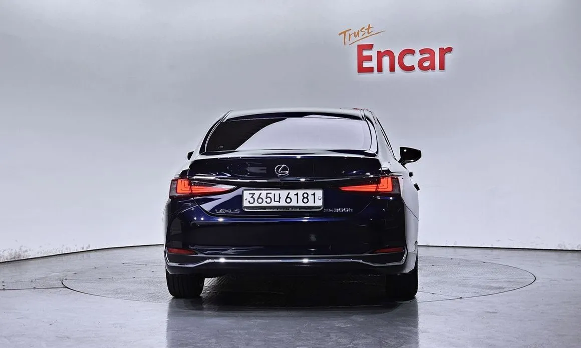 Lexus ES 2021 из KR, фото 2